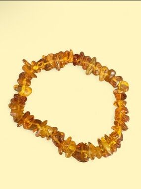 Amber Chip Stretch Bracelet - Honey Amber